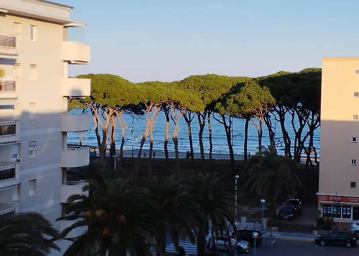 Daire Seafront Pineda